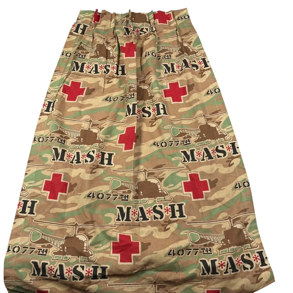 Vintage MASH 4077th Camouflage Curtains 4 Panels Red Cross Helicopter 58x35
